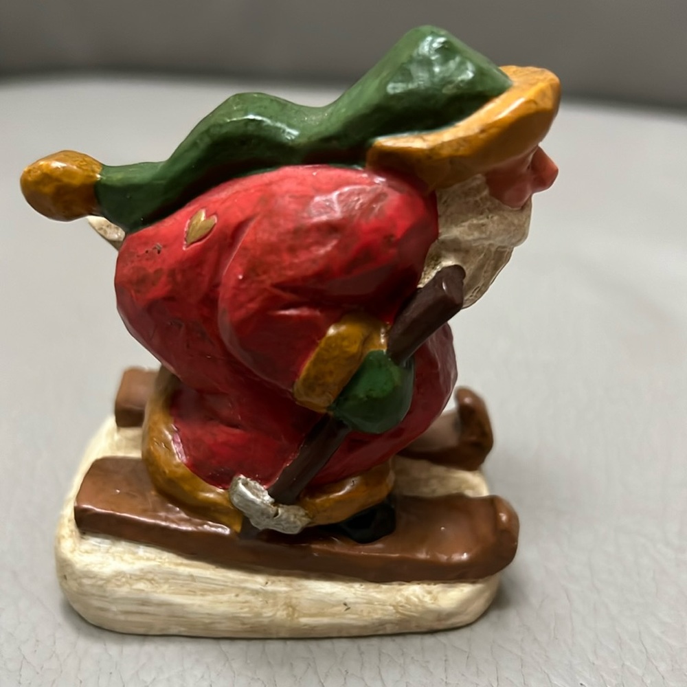 House of Hatten Susan M Smith, 2000. Santa on Skies Figure